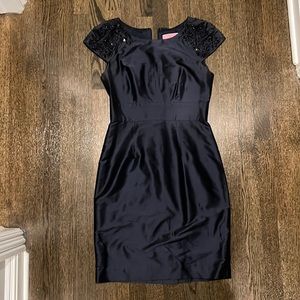 Eliza J, Size 2, excellent condition. Beautiful detailing on shoulders. Navy